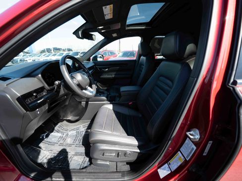 Used 2023 Honda CR-V Sport Touring image 9