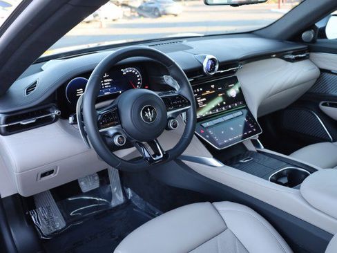 Used 2024 Maserati GranTurismo Modena image 24