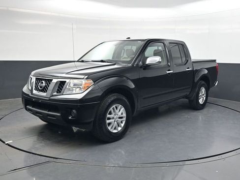 Used 2018 Nissan Frontier SV image 8