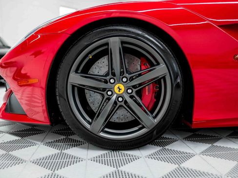 Used 2014 Ferrari F12 Berlinetta image 46