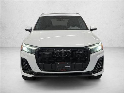Certified 2025 Audi Q7 3.0T Premium Plus image 2