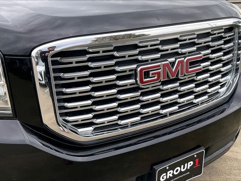 Used 2019 GMC Yukon Denali w/ Denali Ultimate Package image 26