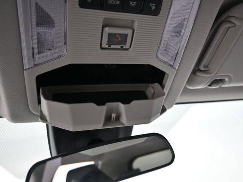 New 2025 Toyota RAV4 XLE image 39