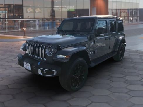 Used 2023 Jeep Wrangler Unlimited Sahara image 7