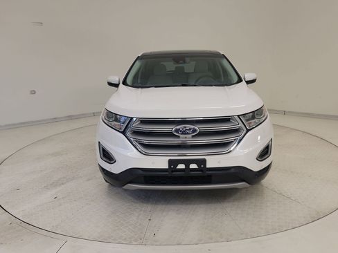 Used 2018 Ford Edge Titanium w/ Equipment Group 302A image 4