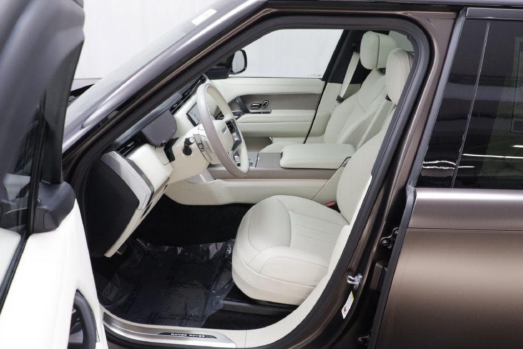 New 2026 Land Rover Range Rover SE AWD/4WD image 7