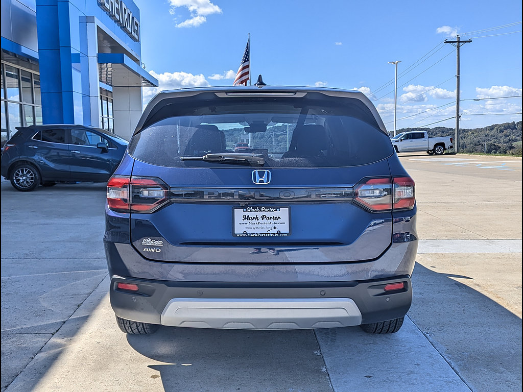 Used 2025 Honda Pilot EX-L image 8