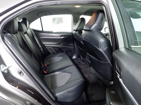 Used 2022 Toyota Camry SE FWD image 36