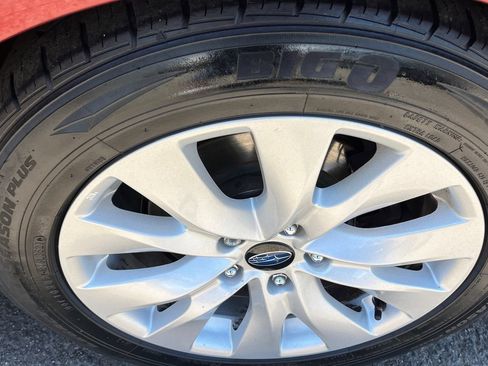 Used 2017 Subaru Legacy 2.5i Premium AWD/4WD image 22