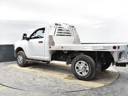New 2024 RAM 2500 Tradesman w/ Chrome Appearance Group image 5
