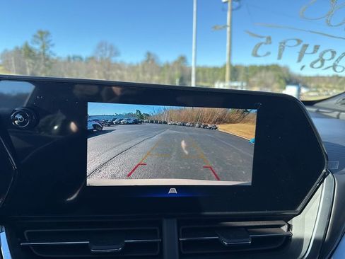 New 2026 Chevrolet Trax RS w/ Sunroof Package image 17