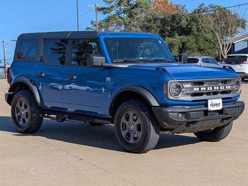 Used 2023 Ford Bronco Big Bend image 3
