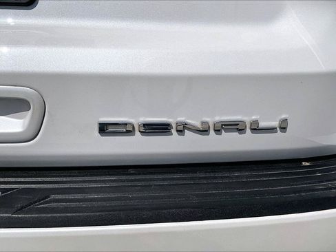 Used 2023 GMC Yukon Denali w/ Denali Reserve Package AWD/4WD image 25