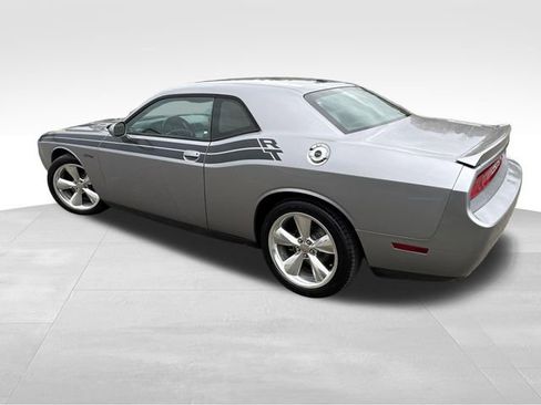 Used 2014 Dodge Challenger R/T image 5