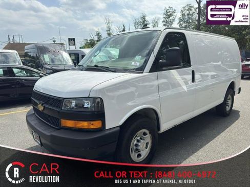 Used 2020 Chevrolet Express 2500 w/ Driver Convenience Package image 3