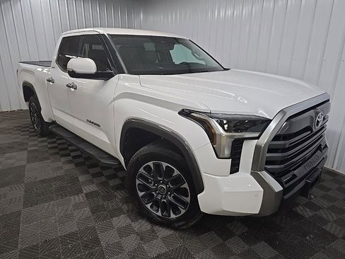 Used 2022 Toyota Tundra Limited image 7