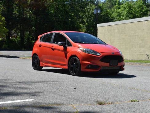Used 2015 Ford Fiesta ST w/ ST Recaro Package FWD image 9
