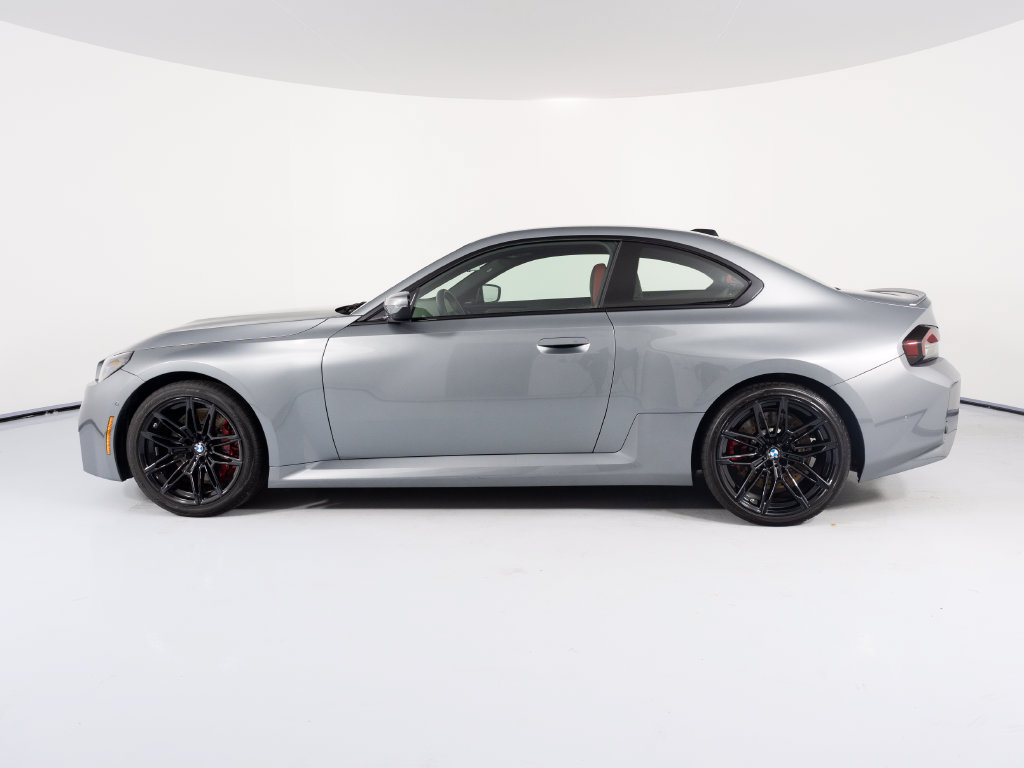 Used 2026 BMW M2 w/ Lighting Package RWD image 3