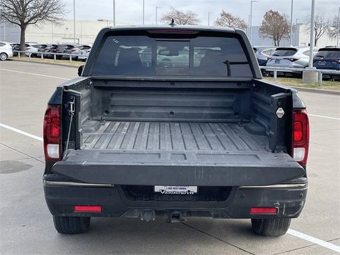 Used 2018 Honda Ridgeline Black Edition image 28