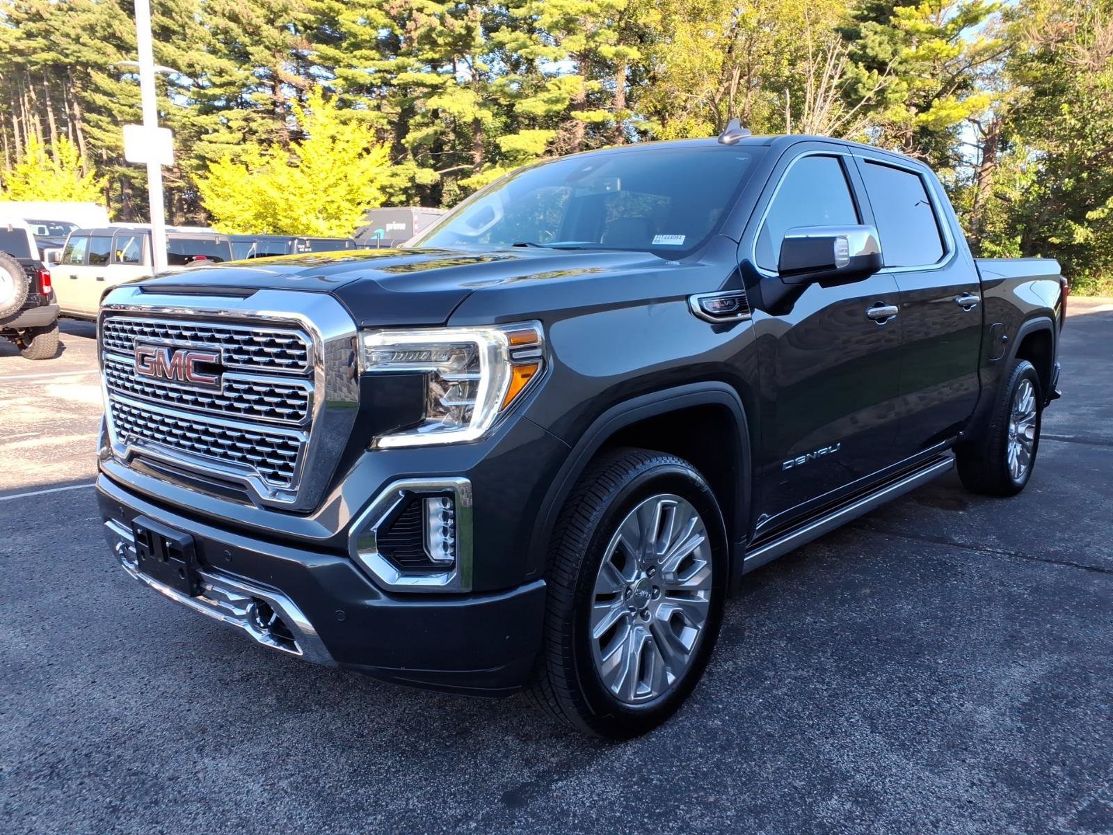 Used 2021 GMC Sierra 1500 Denali w/ Denali Premium Package AWD/4WD image 4