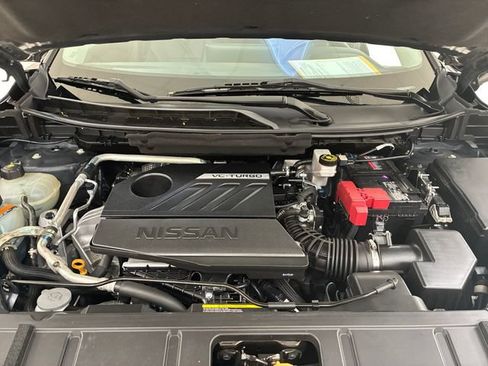 Used 2024 Nissan Rogue SL w/ SL Premium Package AWD/4WD image 11