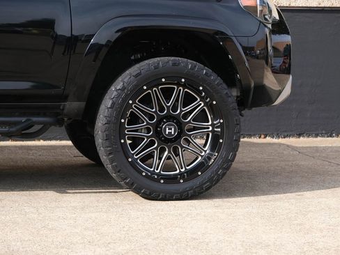 Used 2020 Toyota 4Runner TRD Off-Road Premium w/ Moonroof Package image 13