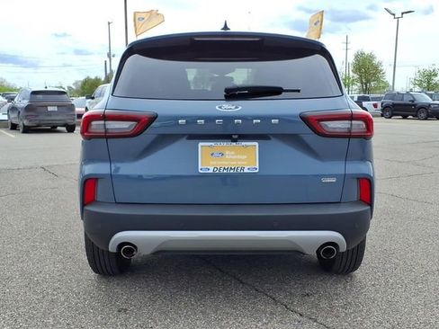 Certified 2024 Ford Escape SE FWD image 8