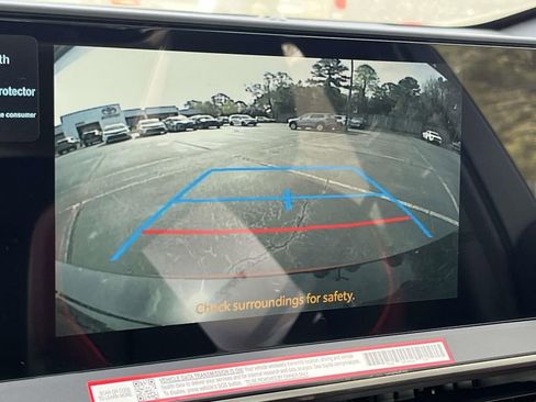 New 2026 Toyota Prius Plug-In Hybrid FWD image 19