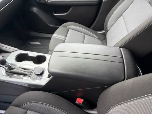Used 2024 Chevrolet Blazer LT w/ Convenience Package FWD image 31