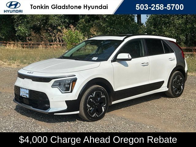 Used 2023 Kia Niro Wave FWD image 4