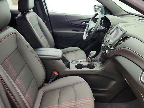 Used 2022 Chevrolet Equinox RS w/ LPO, Floor Liner Package image 22