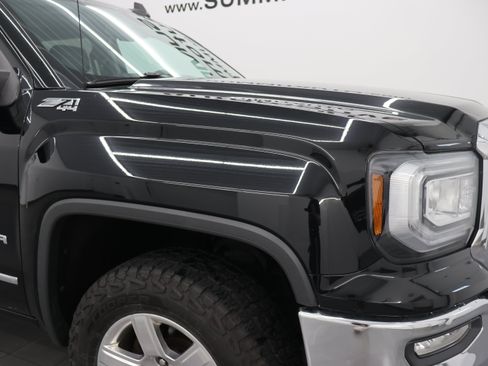 Used 2017 GMC Sierra 1500 SLT w/ Suspension Package, Off-Road AWD/4WD image 22