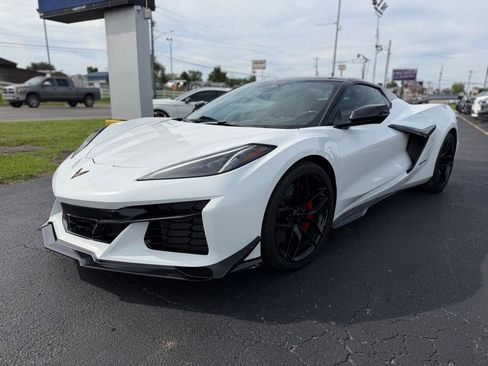 Used 2026 Chevrolet Corvette Z06 RWD image 7