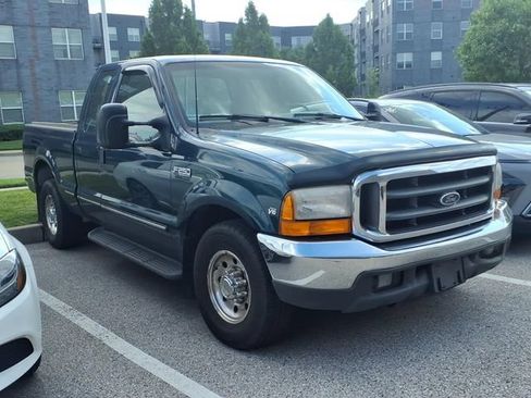Used 1999 Ford F250 XL RWD image 4