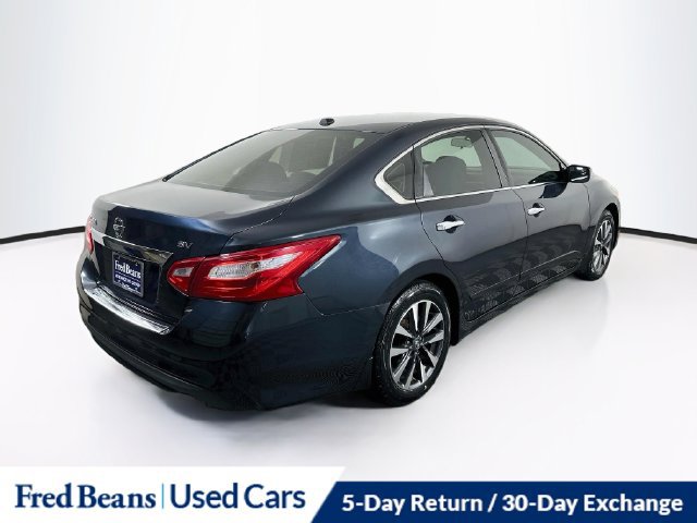 Used 2016 Nissan Altima 2.5 SV FWD image 10