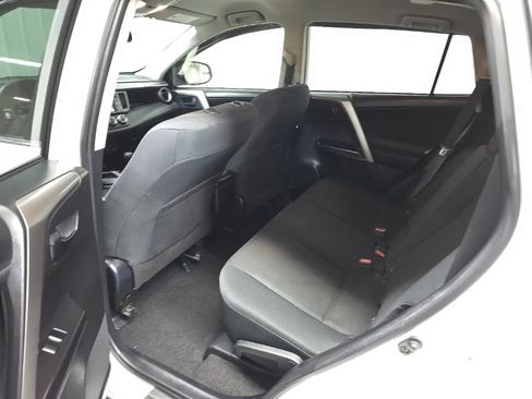 Used 2017 Toyota RAV4 LE w/ All Weather Liner Package AWD/4WD image 30