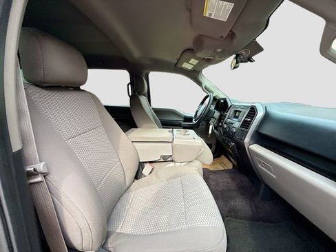 Used 2017 Ford F150 XLT image 24