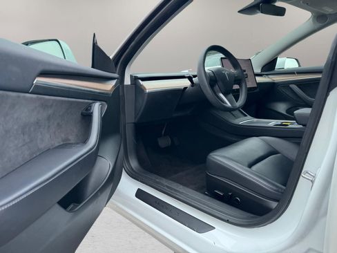 Used 2023 Tesla Model 3 Standard Range RWD image 12