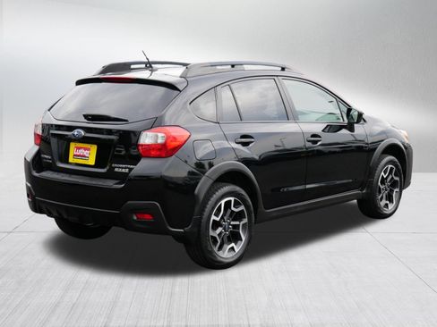 Used 2017 Subaru Crosstrek 2.0i Premium AWD/4WD image 7