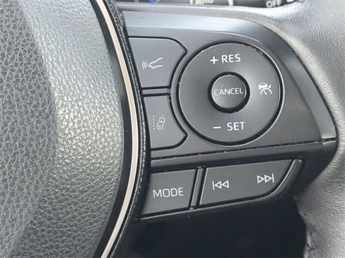 Certified 2020 Toyota RAV4 Limited image 27