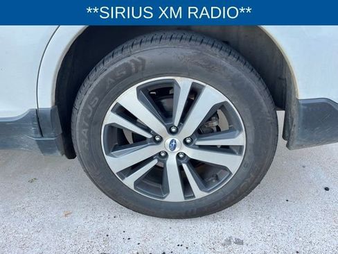 Used 2019 Subaru Outback 2.5i Limited image 4