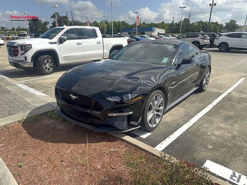 Used 2023 Ford Mustang GT Premium w/ Equipment Group 401A RWD image 3