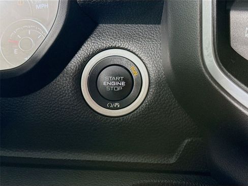 Used 2021 RAM 1500 Big Horn RWD image 12
