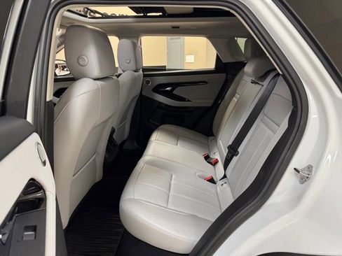 Used 2024 Land Rover Range Rover Evoque S image 22