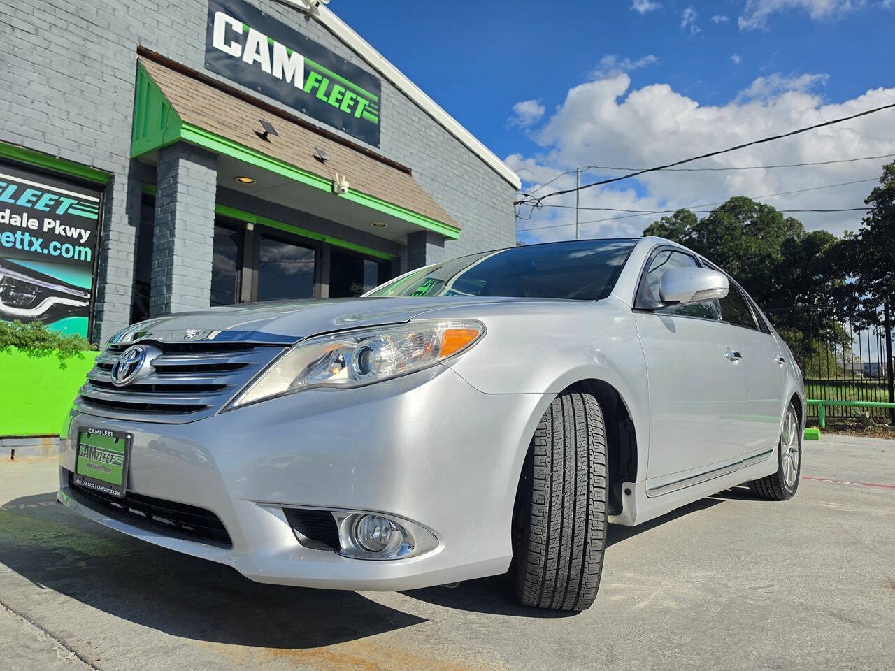 Used 2011 Toyota Avalon Limited FWD image 58