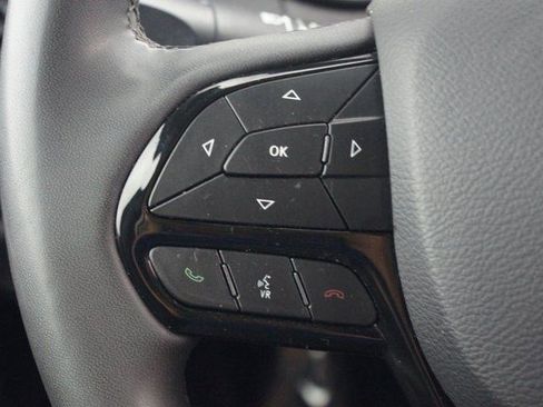 Used 2023 Jeep Cherokee Altitude Lux image 10