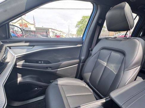 New 2025 Jeep Wagoneer S Limited image 15