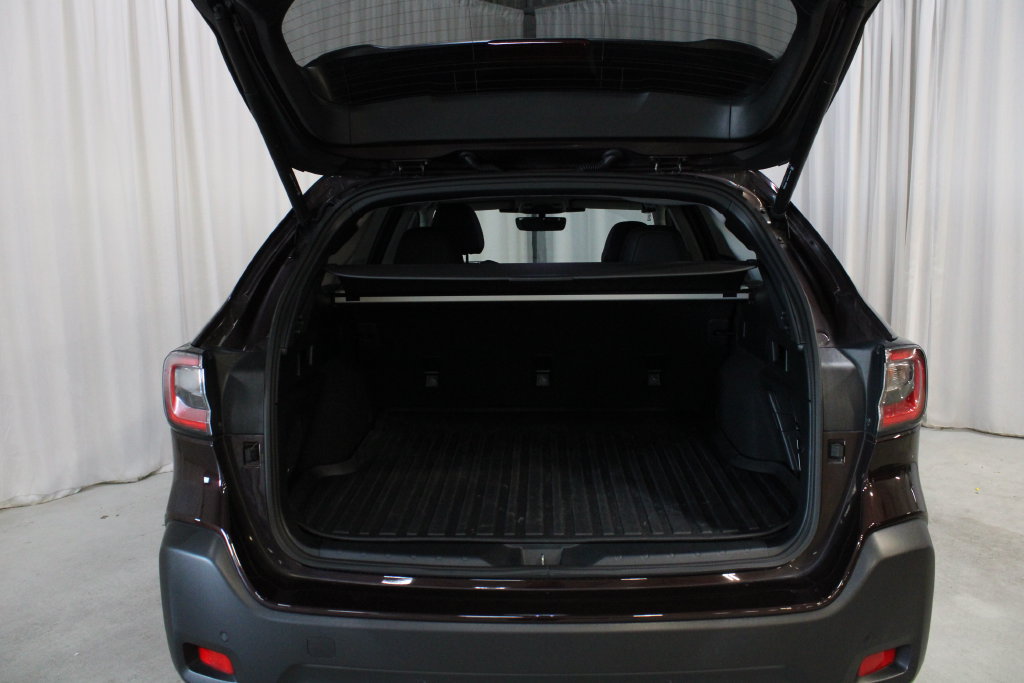 Used 2024 Subaru Outback Limited AWD/4WD image 32