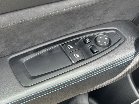 Used 2018 BMW M2 image 15