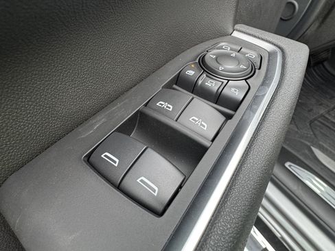 New 2025 GMC Sierra 2500 SLT w/ SLT Premium Package image 12